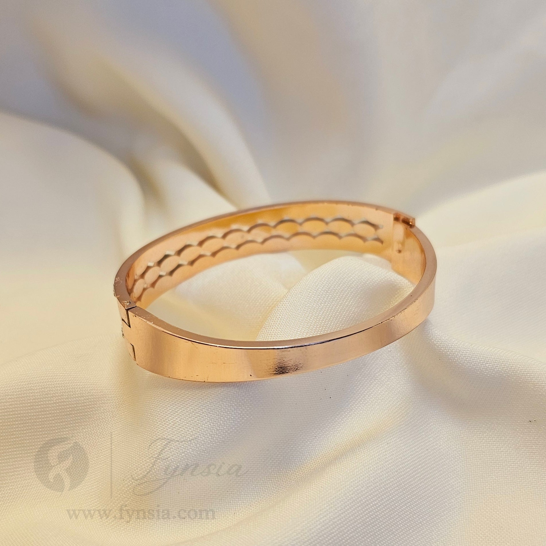 Vaishh Rosegold Anti Tarnish Kada – Stainless Steel Bracelet | Fynsia