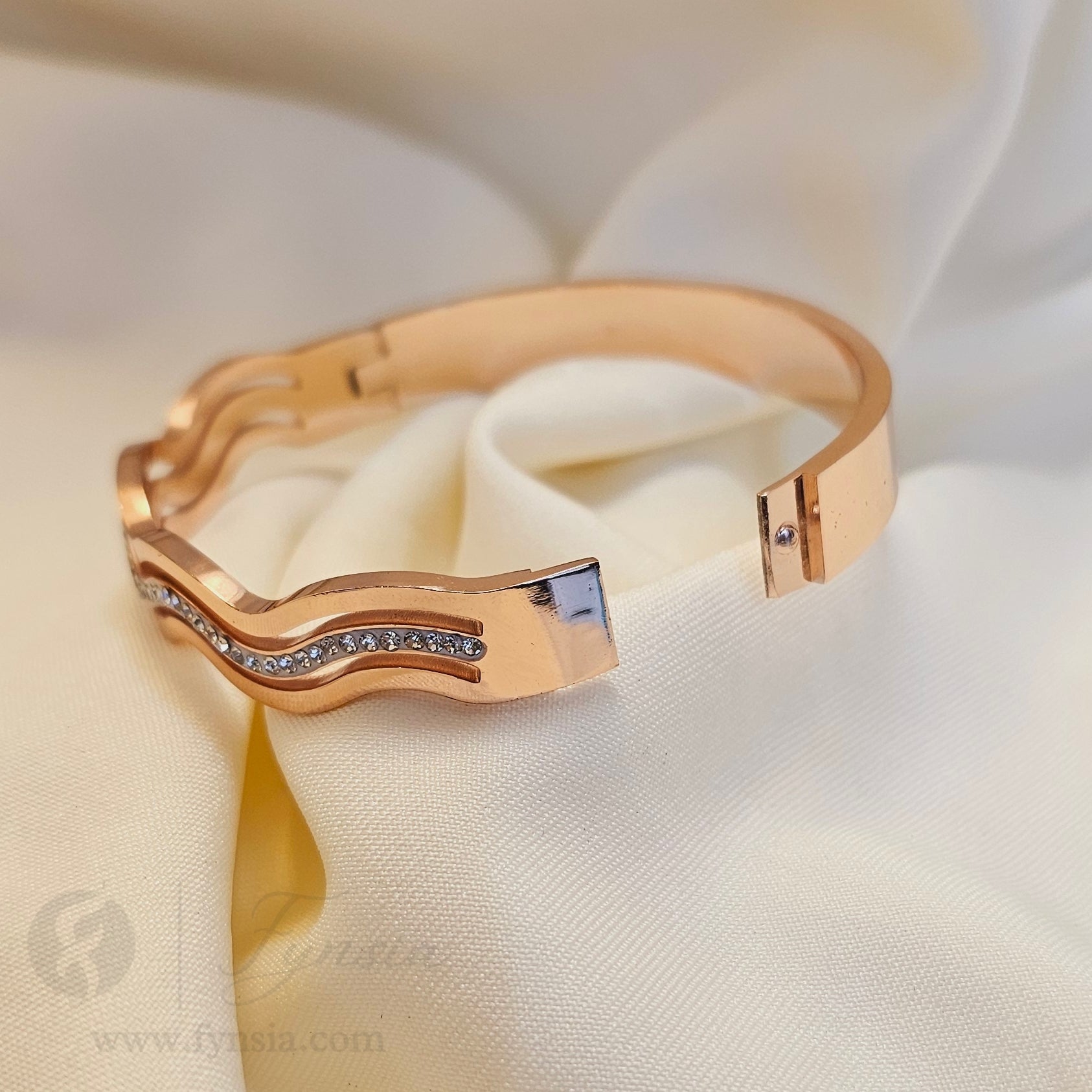 Sparya Rosegold Anti Tarnish Kada – Stainless Steel Bracelet | Fynsia