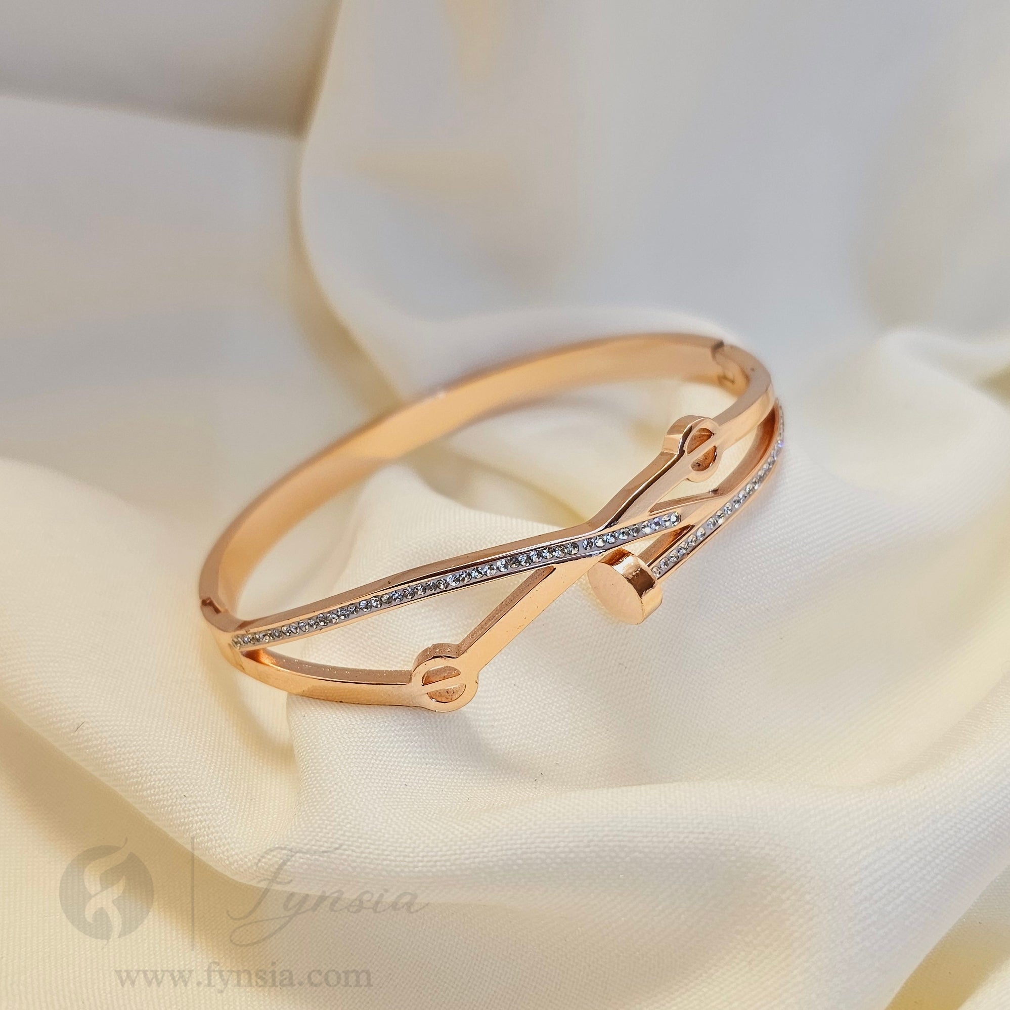 Aeishh Rosegold Anti Tarnish Kada – Stainless Steel Bracelet | Fynsia