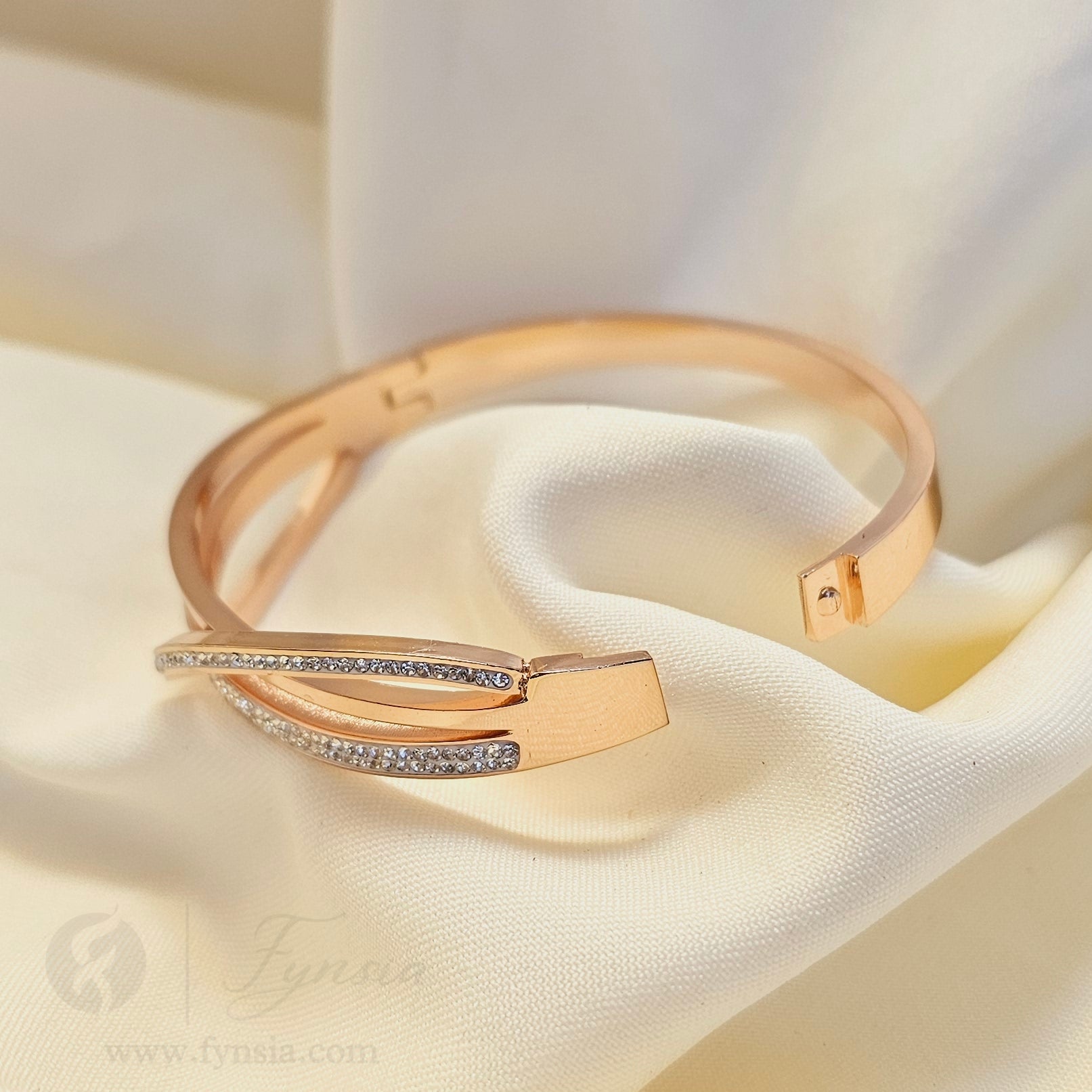 Mruna Rosegold Anti Tarnish Kada – Stainless Steel Bracelet | Fynsia