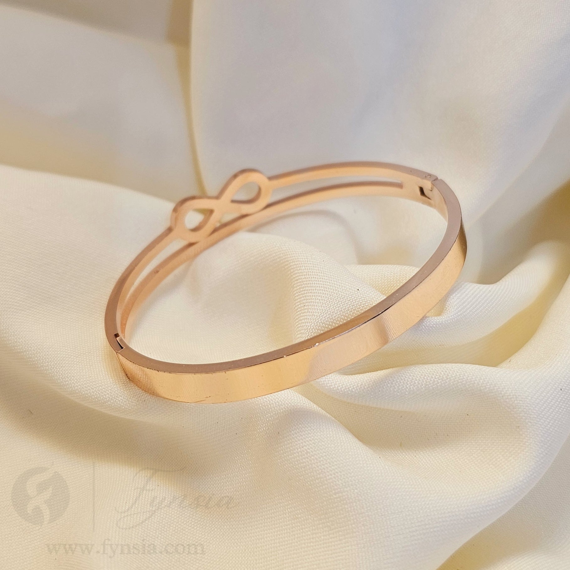 Ilyana Rosegold Anti Tarnish Kada – Stainless Steel Bracelet | Fynsia