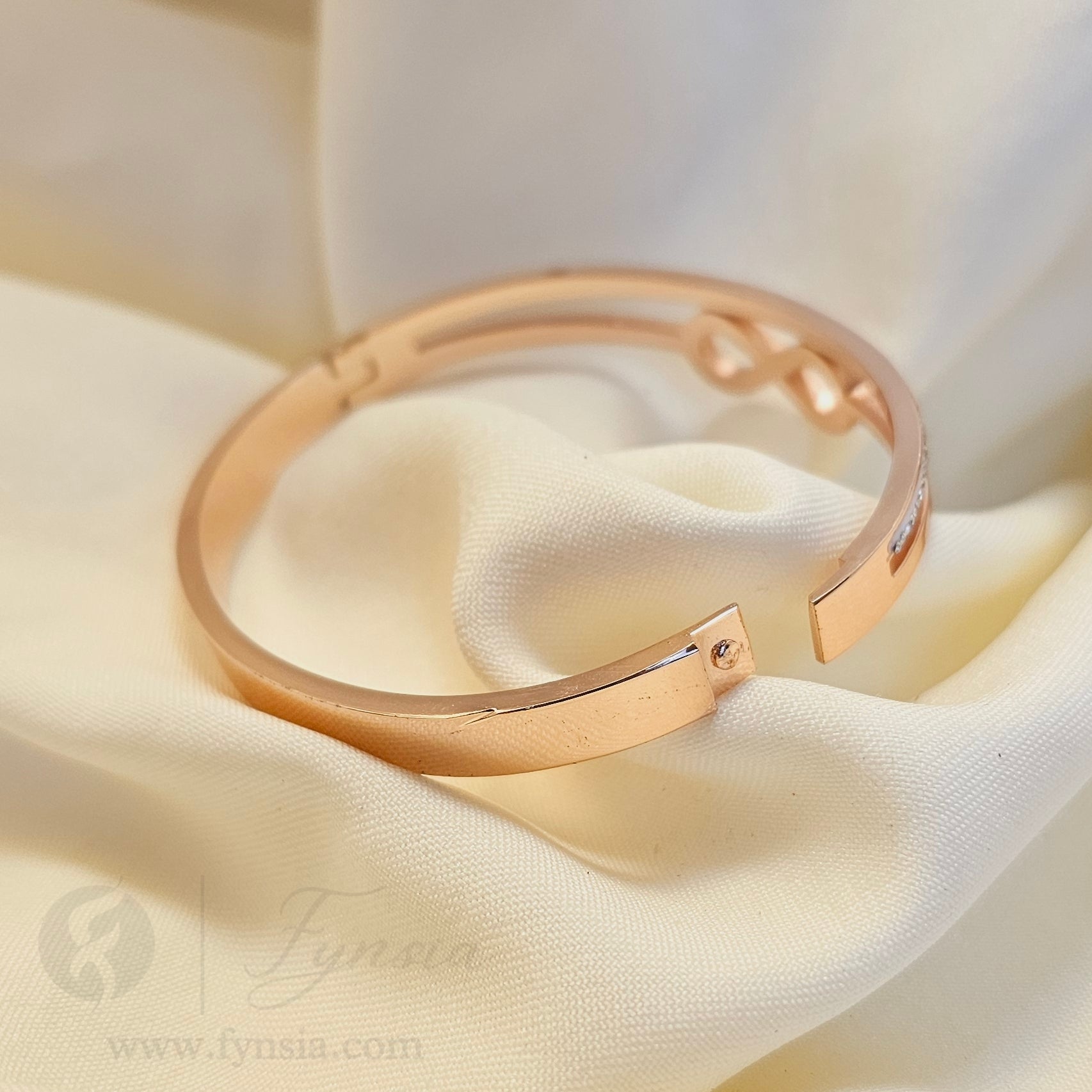 Ilyana Rosegold Anti Tarnish Kada – Stainless Steel Bracelet | Fynsia