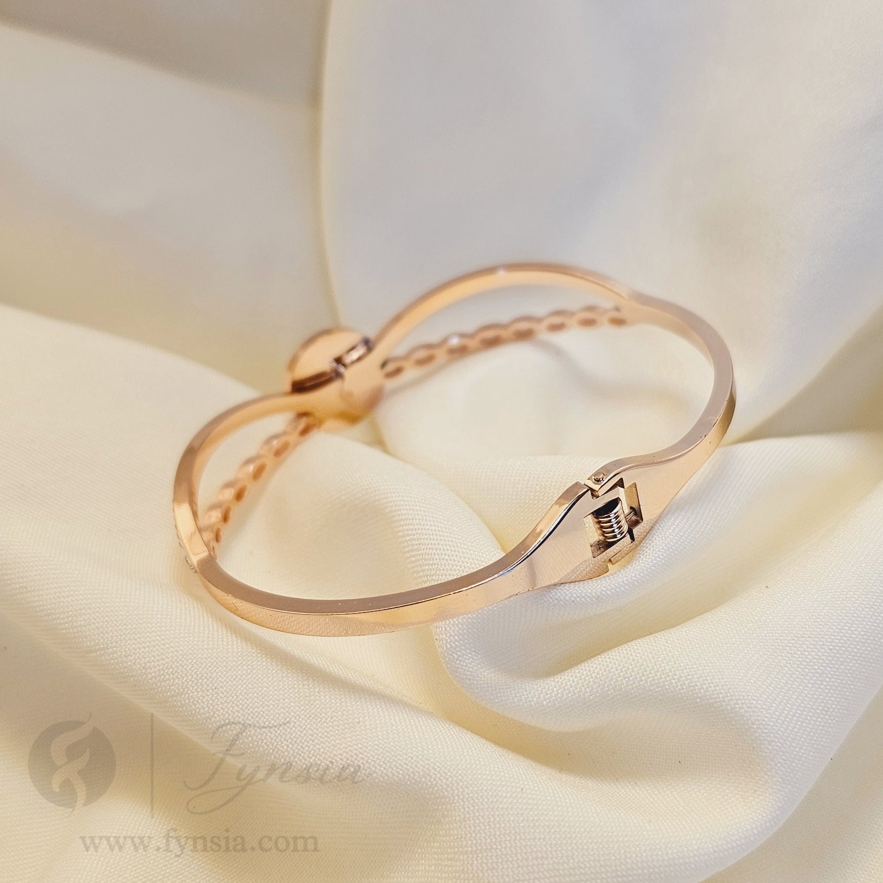 Eira Rosegold Anti Tarnish Kada – Stainless Steel Bracelet | Fynsia