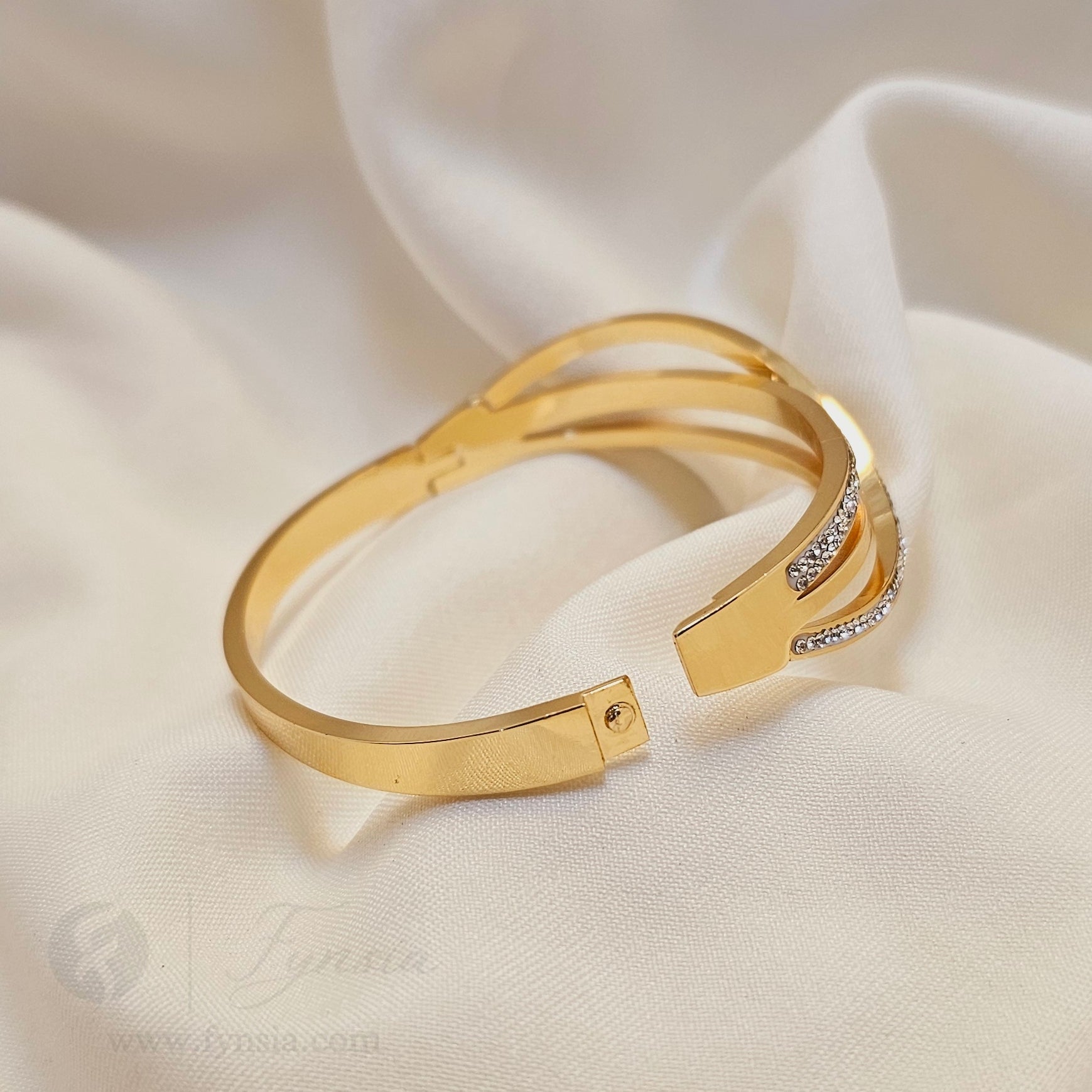 Tannu Golden Anti Tarnish Kada – Stainless Steel Bracelet | Fynsia