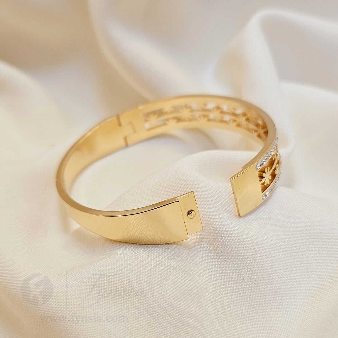 Urooj Golden Anti Tarnish Kada – Stainless Steel Bracelet | Fynsia