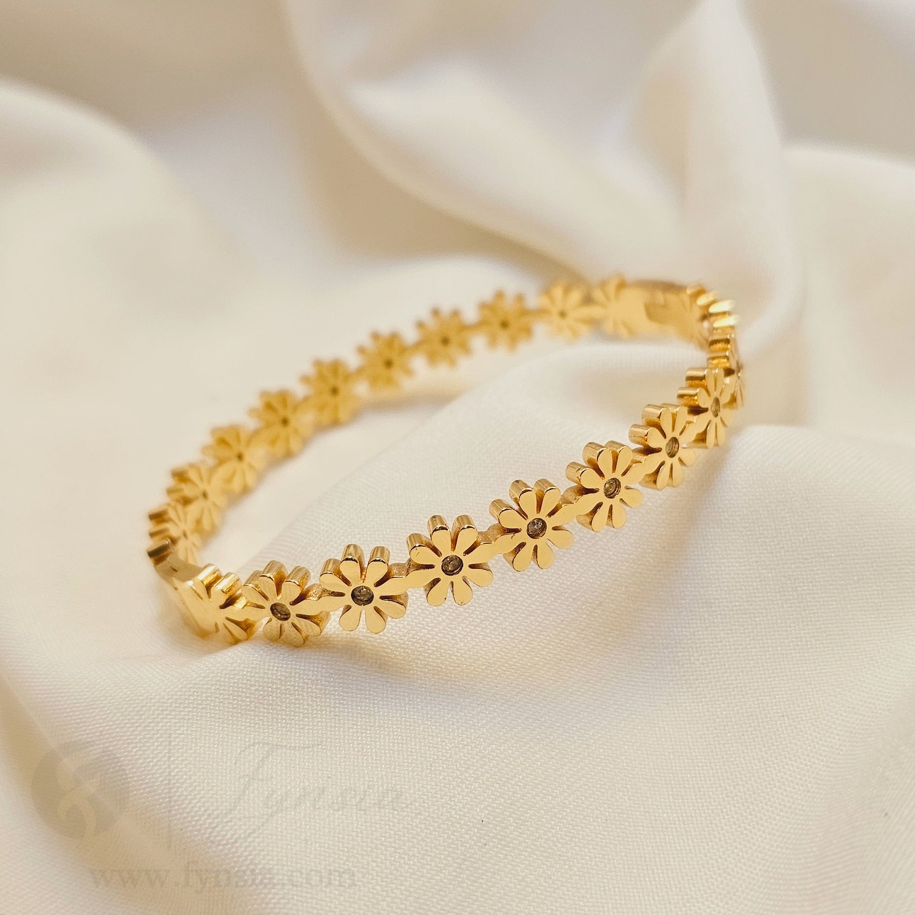 Keerti Golden Anti Tarnish Kada – Stainless Steel Bracelet | Fynsia