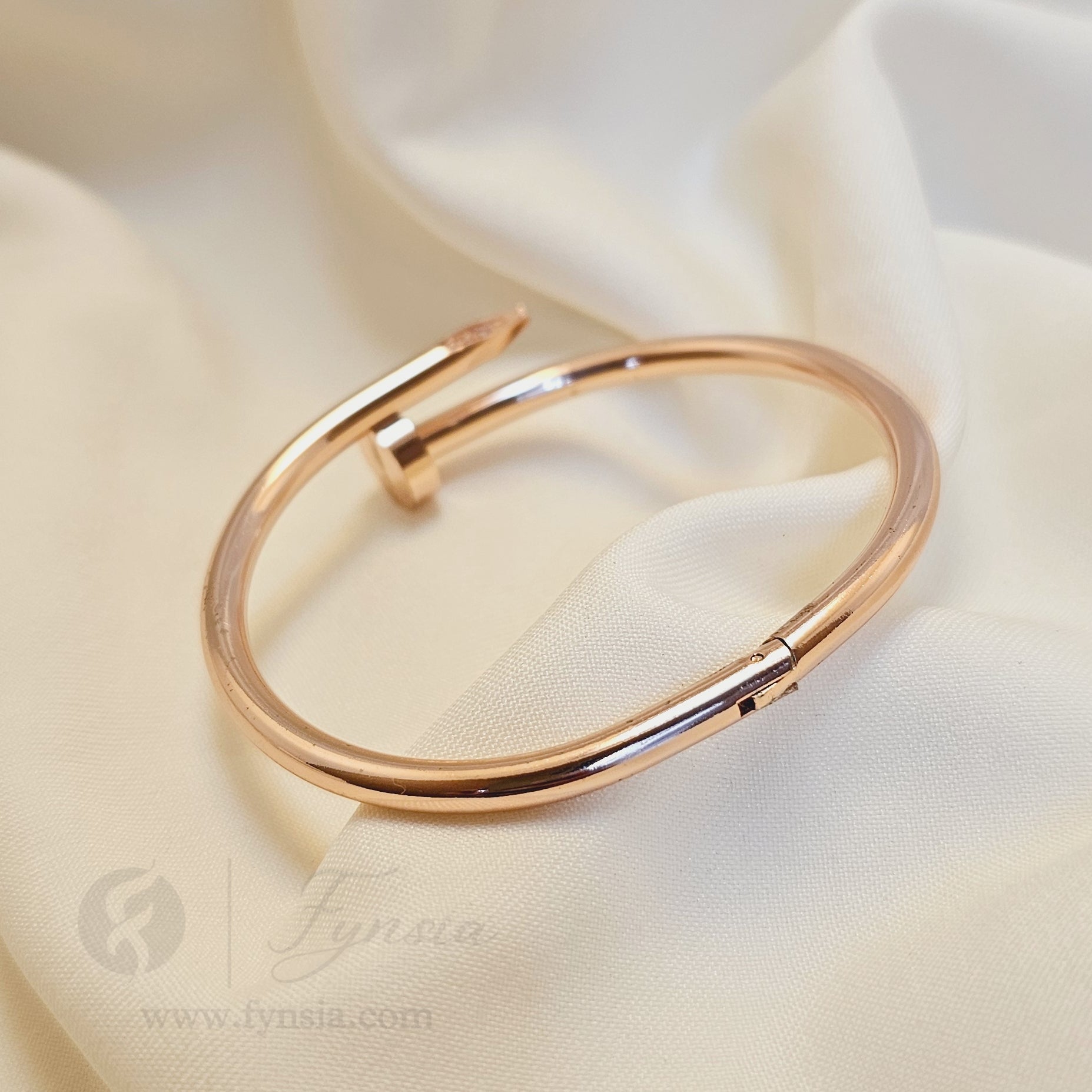 Rosegold Diamond Nail Cuff Anti Tarnish Kada – Stainless Steel Bracelet | Fynsia