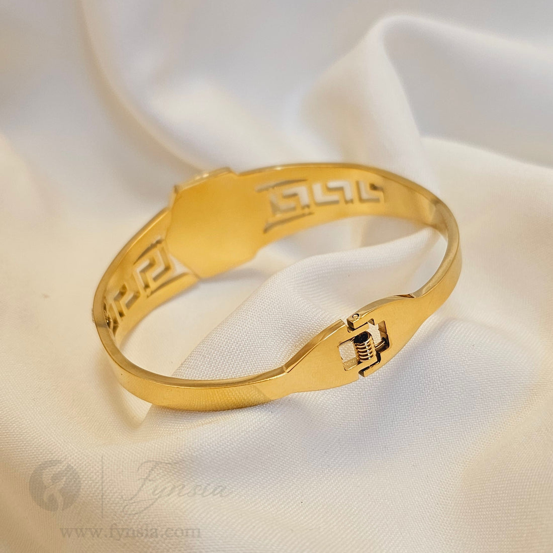 Ishita Golden Anti Tarnish Kada – Stainless Steel Bracelet | Fynsia