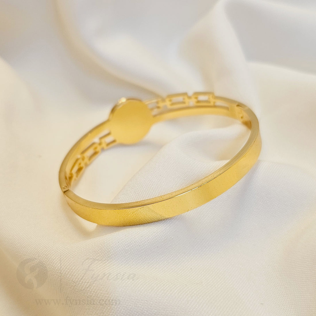 Meher Golden Anti Tarnish Kada – Stainless Steel Bracelet | Fynsia