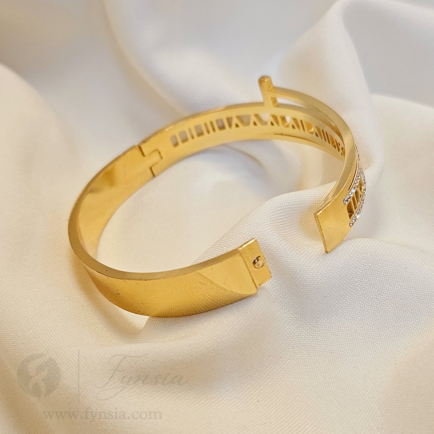 Marzina Golden Anti Tarnish Kada – Stainless Steel Bracelet | Fynsia
