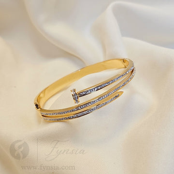 Giselle Golden Anti Tarnish Kada – Stainless Steel Bracelet | Fynsia