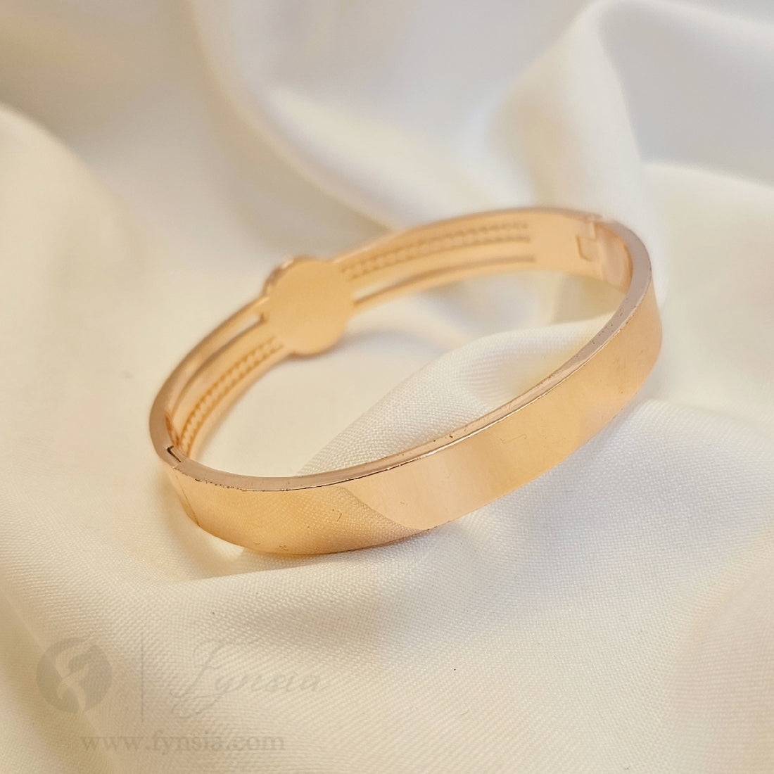 Zarina Rosegold Anti Tarnish Kada – Stainless Steel Bracelet | Fynsia