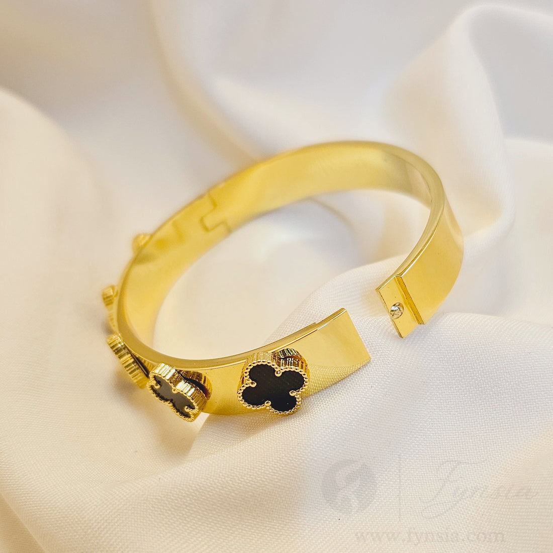 Nigaar Golden Anti Tarnish Kada – Stainless Steel Bracelet | Fynsia