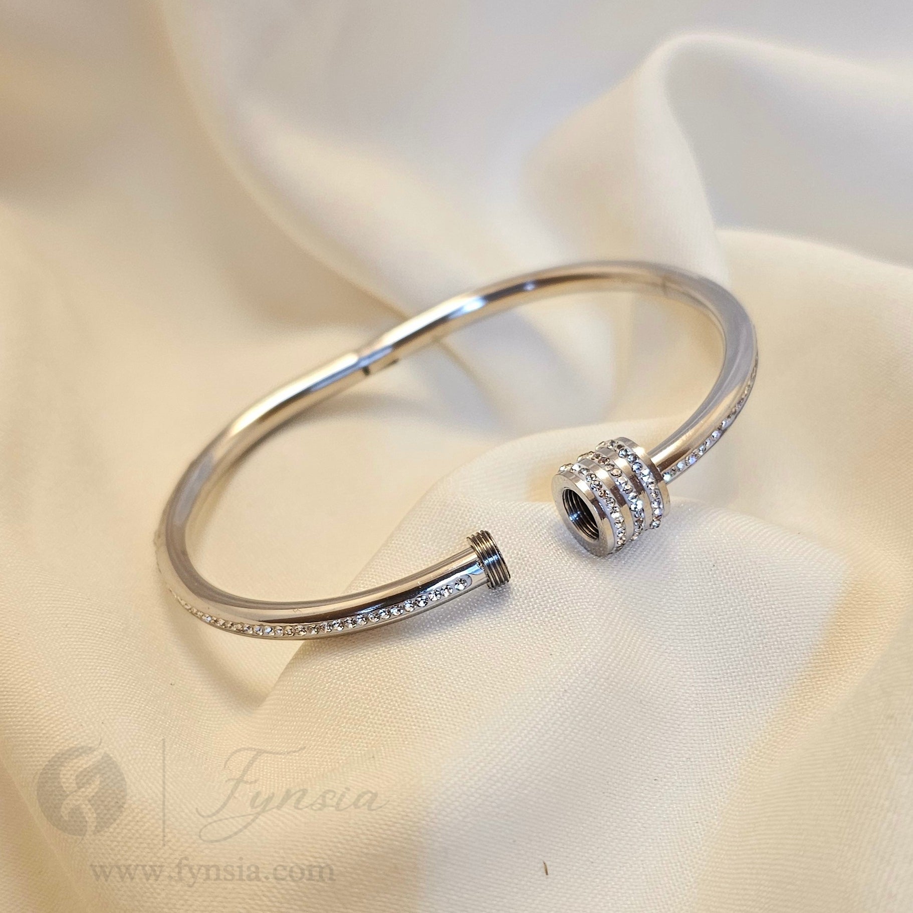 Hiba Silver Anti Tarnish Kada – Stainless Steel Bracelet | Fynsia