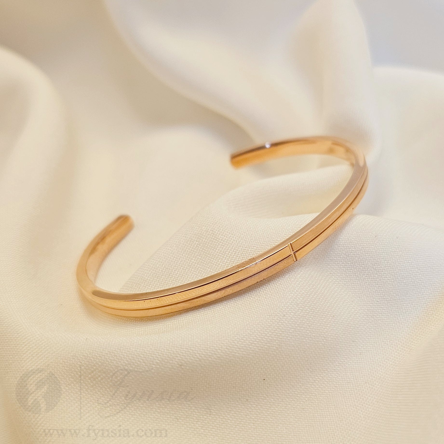 Mahira Rosegold Anti Tarnish Kada – Stainless Steel Bracelet | Fynsia