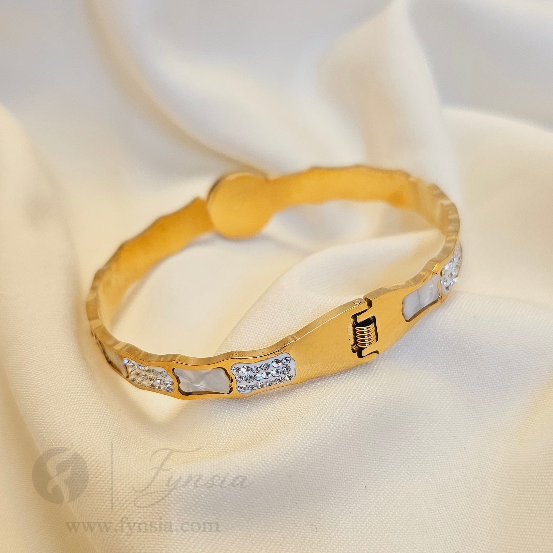 Charlotte Golden Anti Tarnish Kada – Stainless Steel Bracelet | Fynsia
