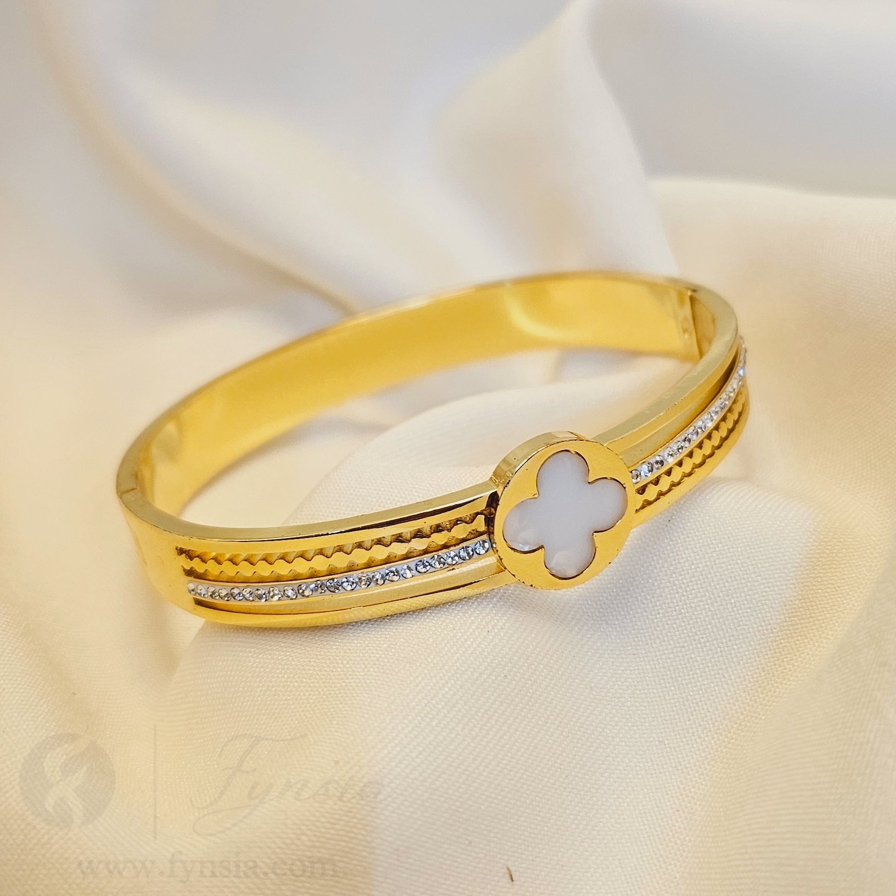 Juliet Golden Anti Tarnish Kada – Stainless Steel Bracelet | Fynsia