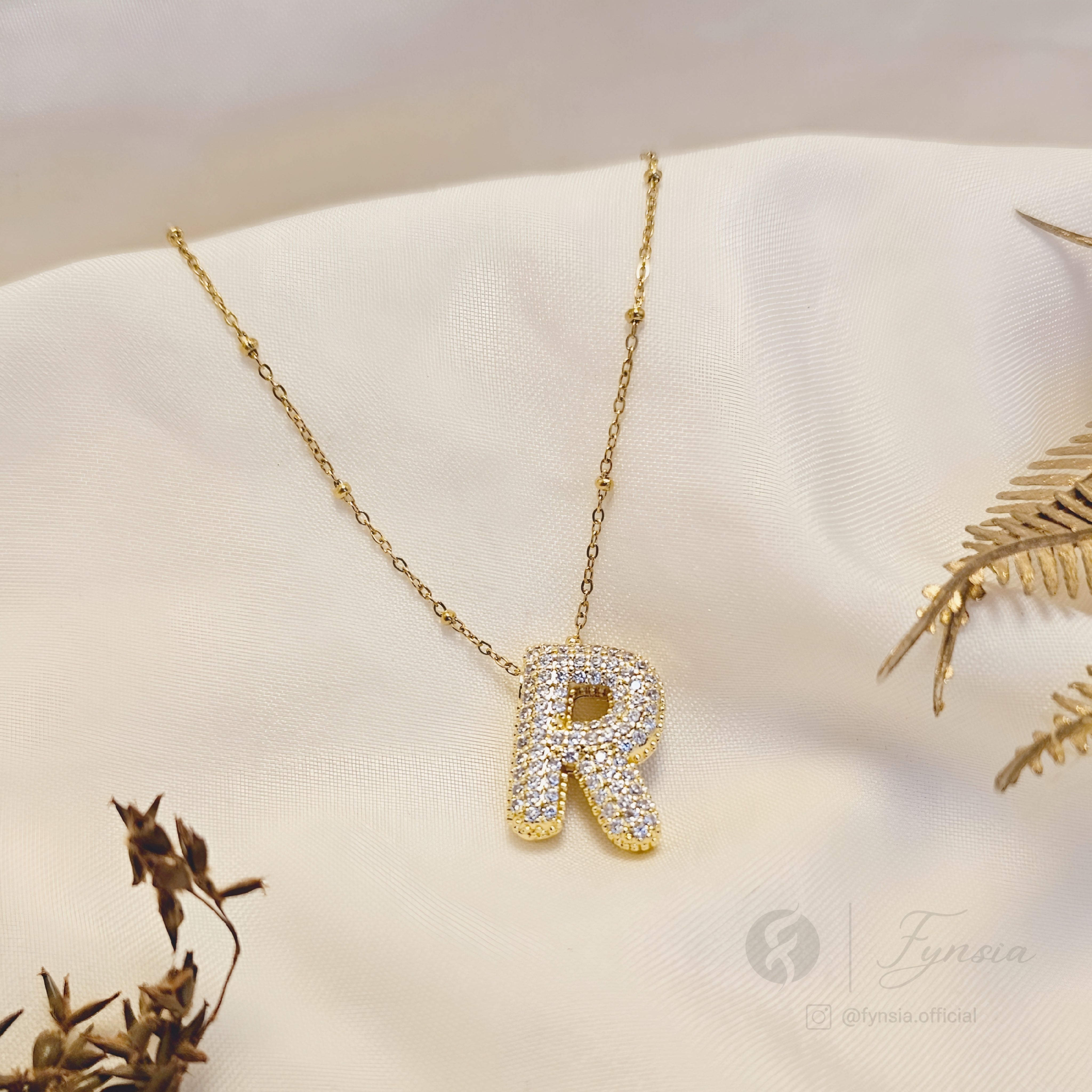 Golden R Diamond Alphabet Pendant Chain | Fynsia