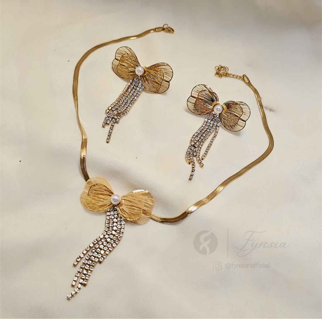 Ritika Floral 18k Gold Tone Necklace Set | Fynsia