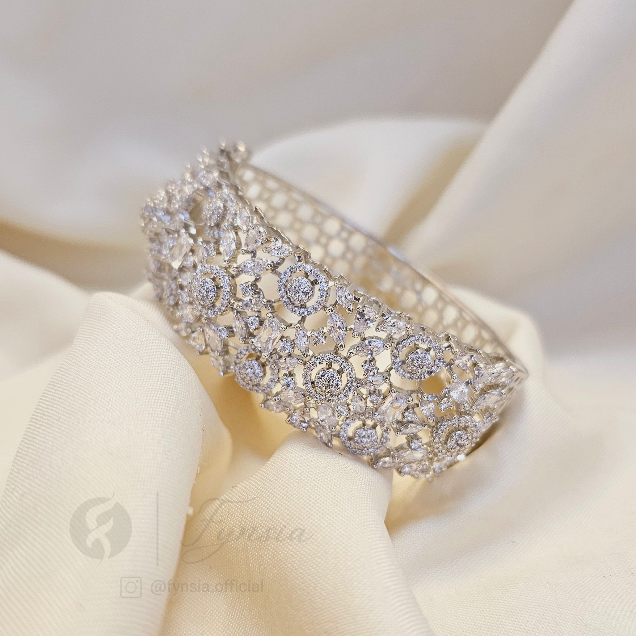 Vogue Diamond Kada – Silver Finish Bracelet | Fynsia