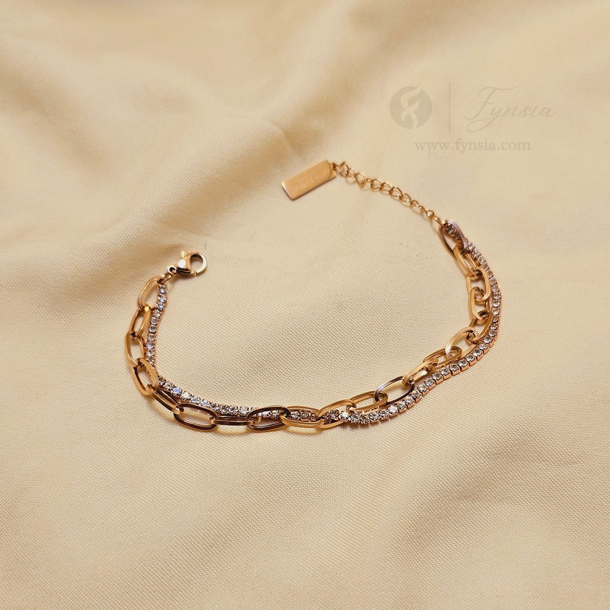 Malvika 18k Rosegold Tone Stainless Steel Adjustable Bracelet - Anti Tarnish | Fynsia