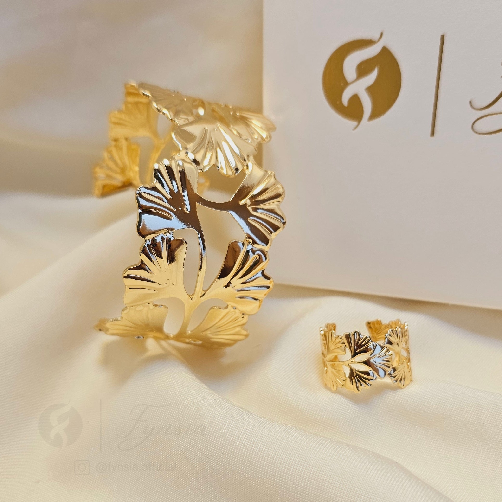 Zoya Golden Kada Ring – Anti-Tarnish Adjustable Bracelet Ring | Fynsia