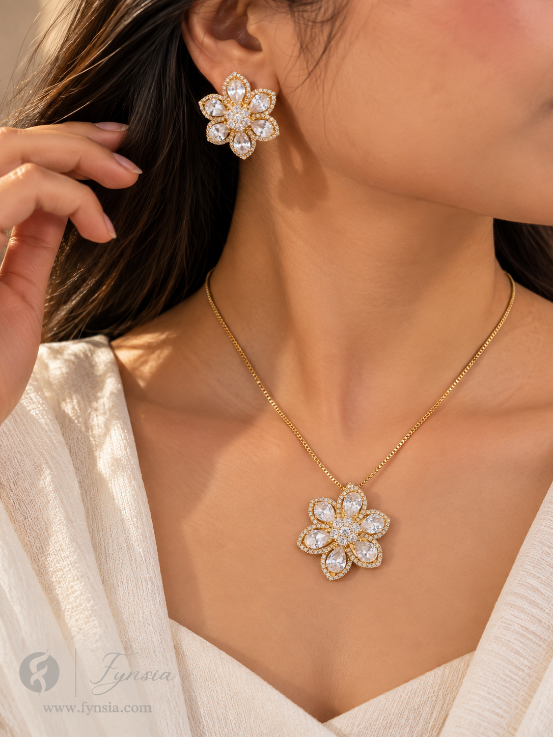 Masuma Zirconia Diamond Golden Tone Pendant Chain Set With Earrings | Fynsia