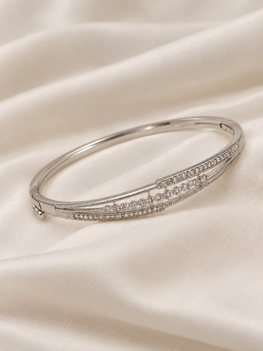 Mayra Crystal Diamond Kada - Silver Bracelet | Fynsia