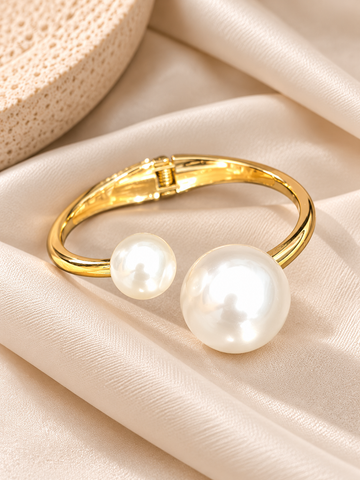 Munira Golden White Pearl Anti Tarnish Kada | Fynsia