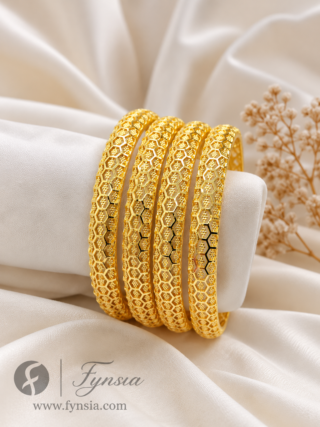 Moiza Golden 4pc Bangles | Occasional Wear bangles | Fynsia