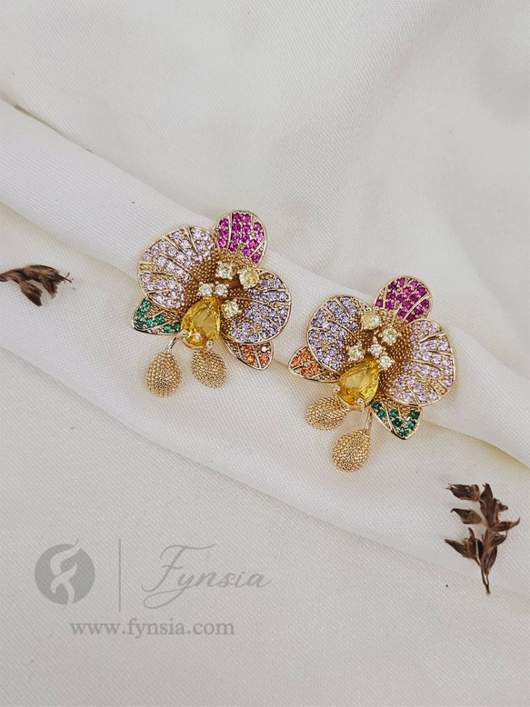 Lubna Zirconia Multi Diamond Golden Tone Pendant Chain Set With Earrings | Fynsia
