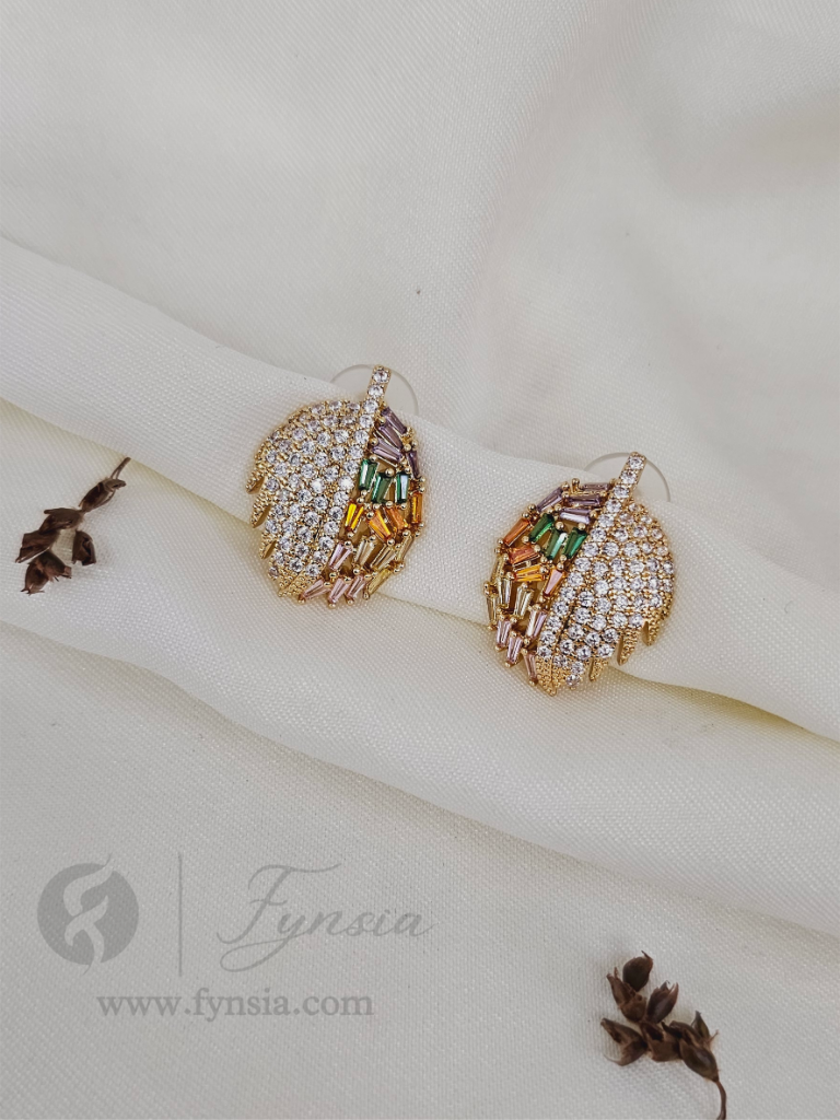 Tehmina Zirconia Multi Diamond Golden Tone Pendant Chain Set With Earrings | Fynsia
