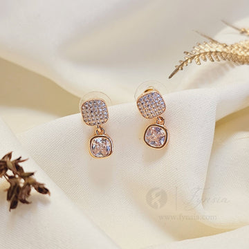 Kashish Premium Zirconia Earring Studs | Anti-Tarnish - Daily Wear |  Fynsia