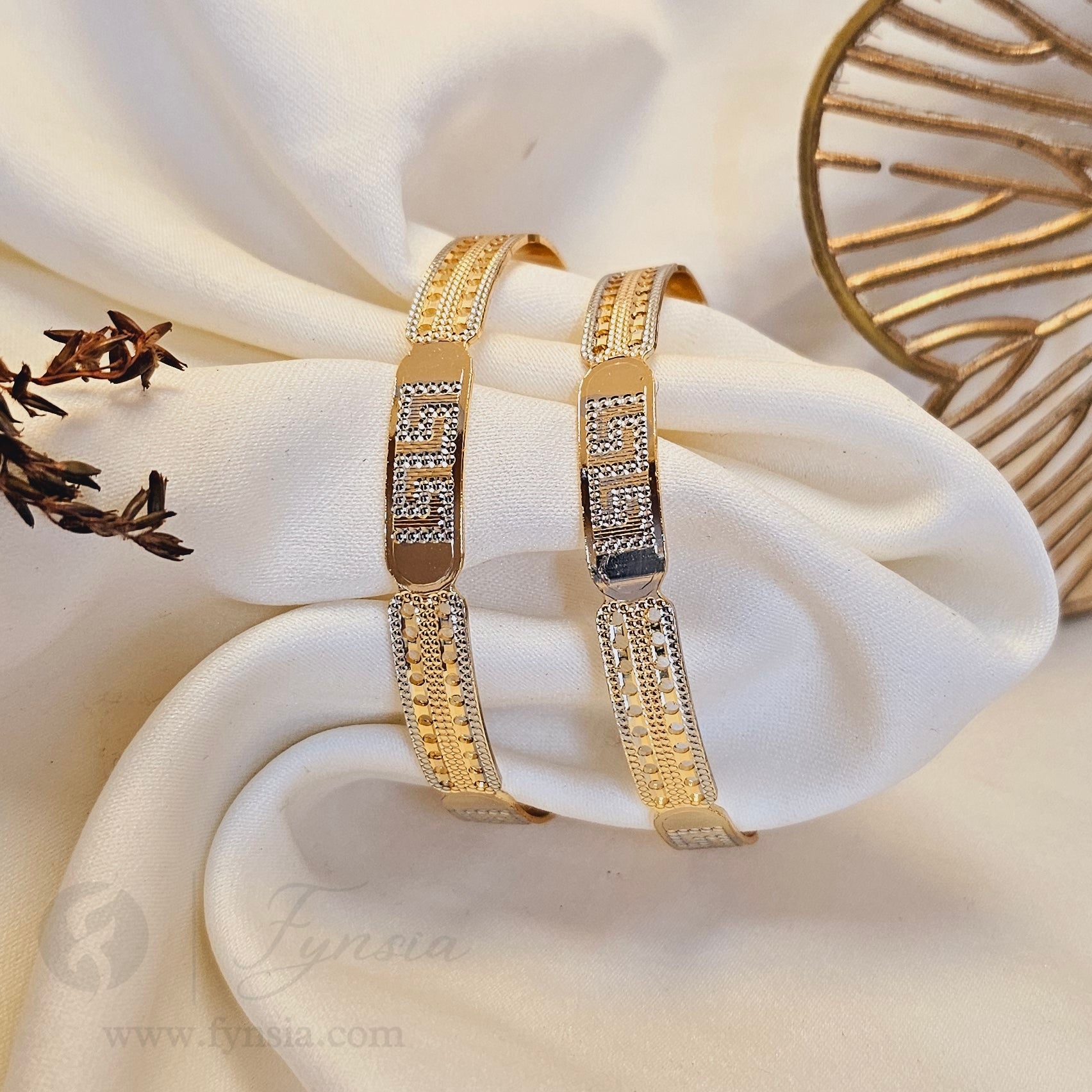 Suhana Daily Wear 2pc Bangles | Fynsia