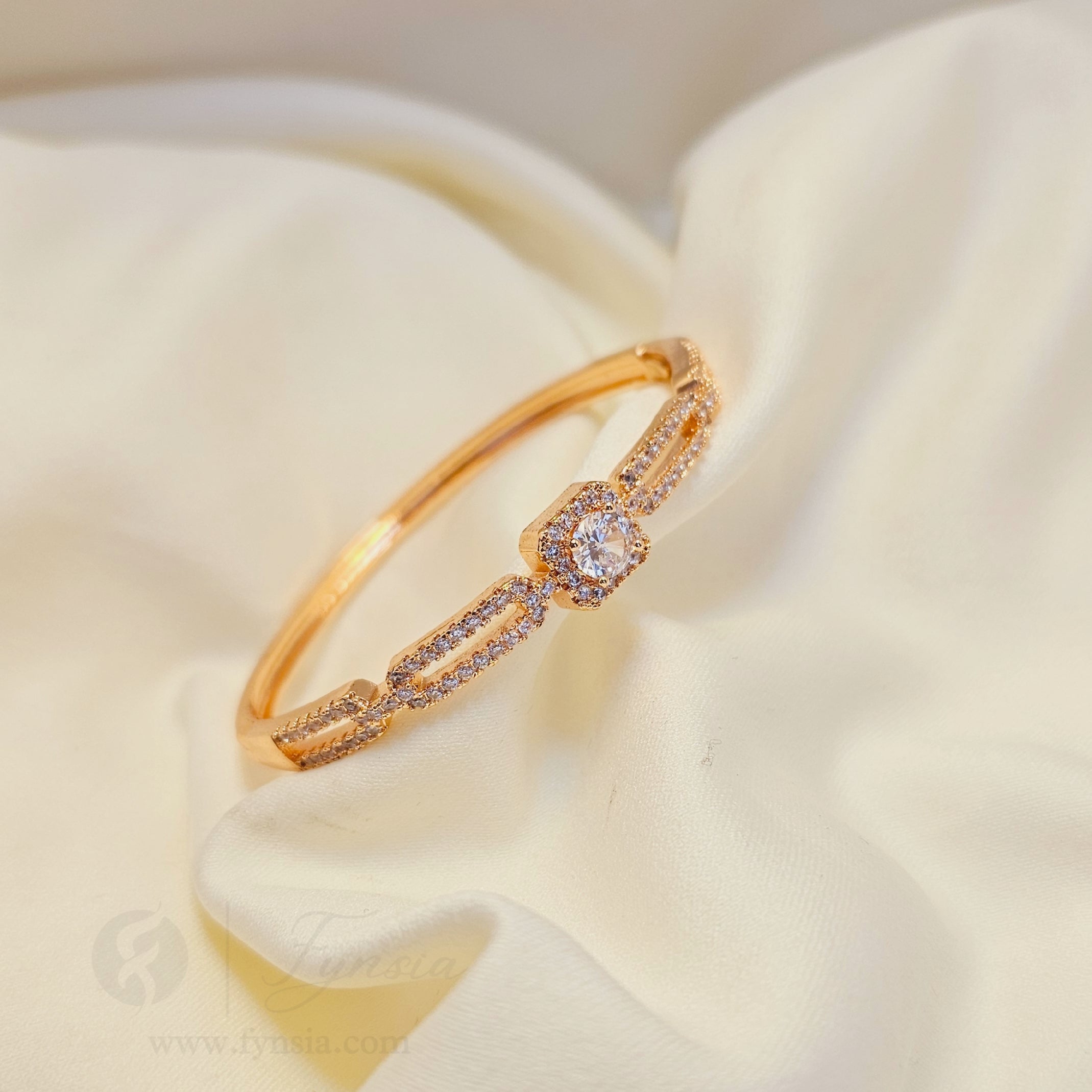 Dania Crystal Diamond Kada - Rosegold Bracelet | Fynsia