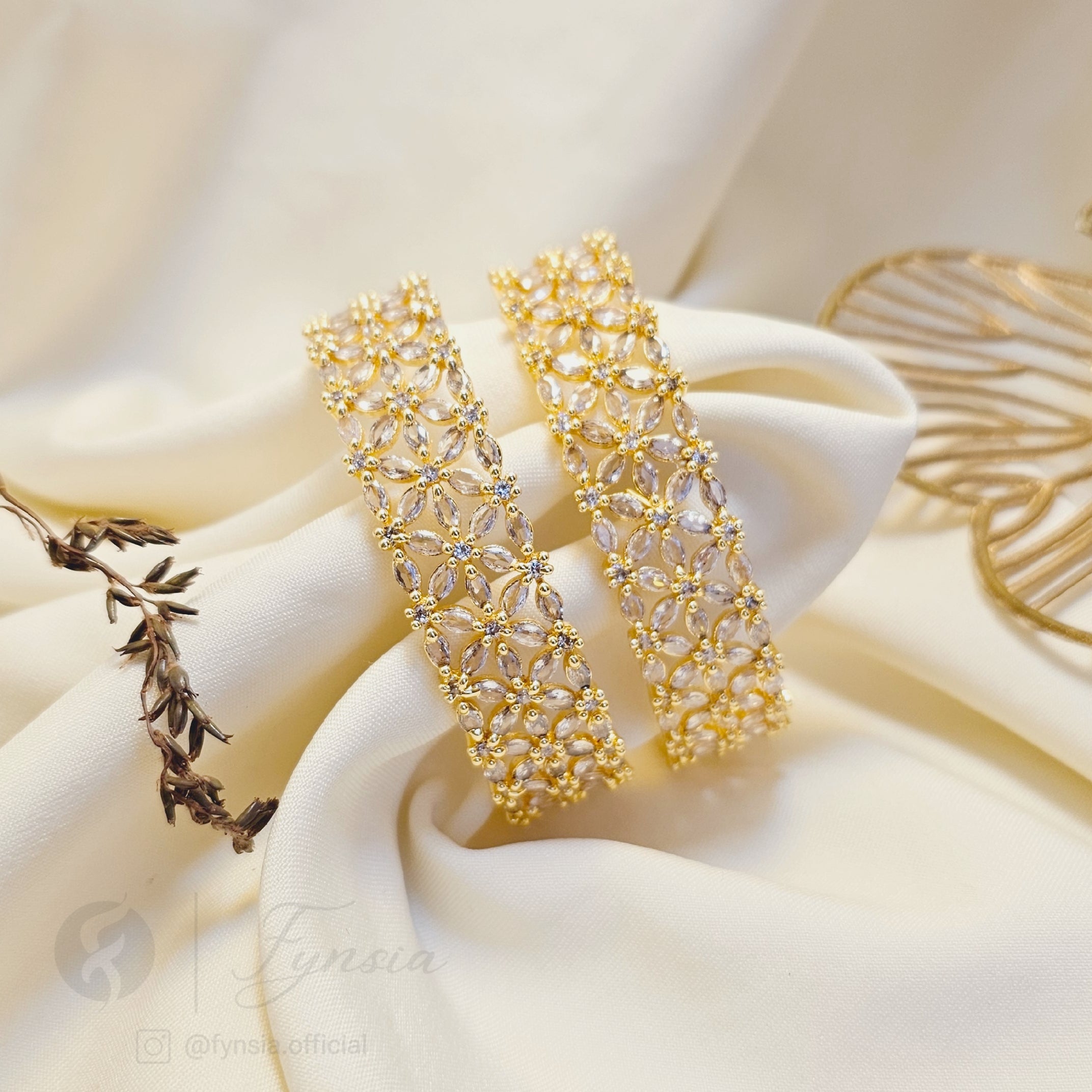 Golden Premium Bridal American Diamond Bangles For Girls And Women