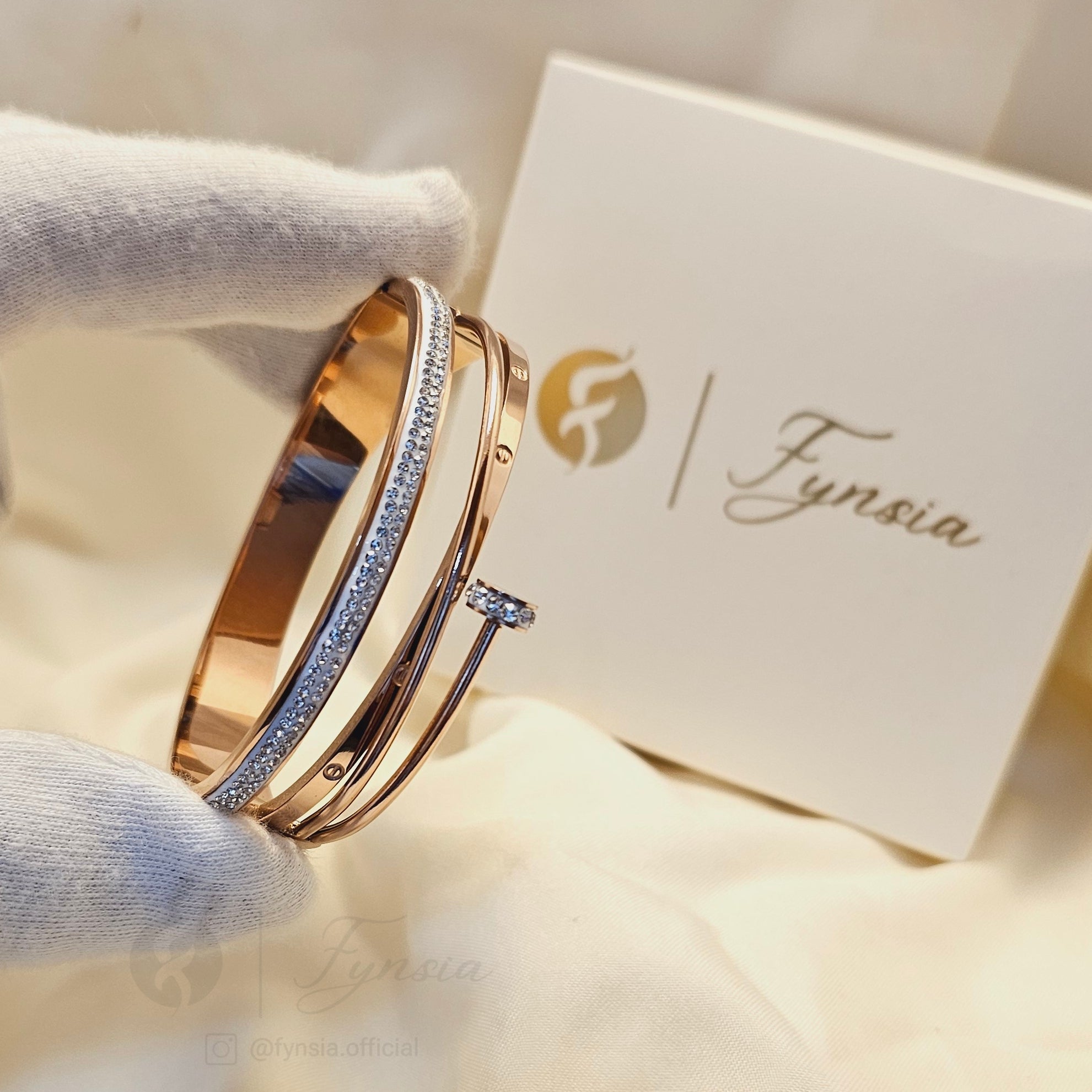 Tanisha Diamond Rosegold Kada For Girls And Women