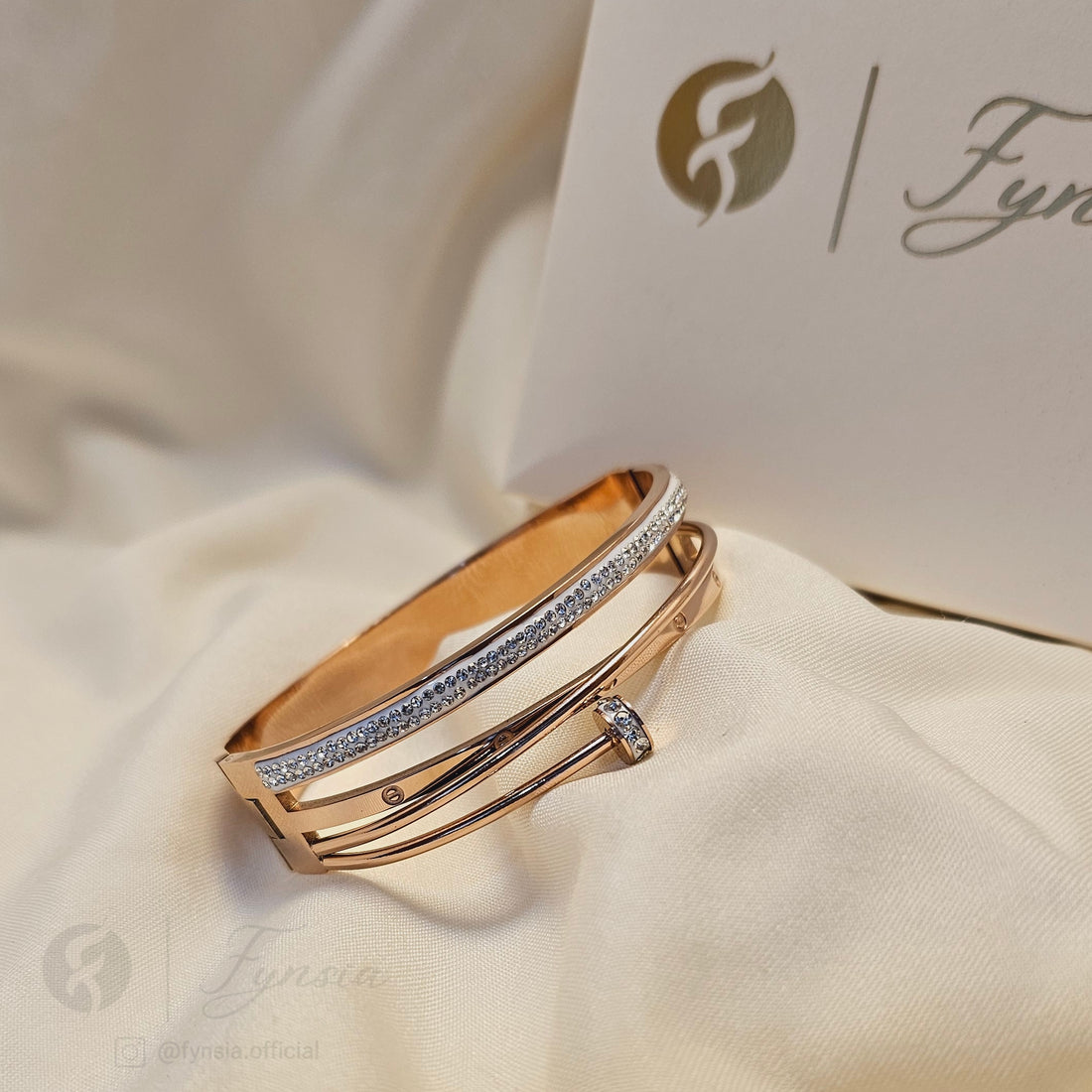 Tanisha Diamond Rosegold Kada For Girls And Women